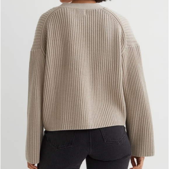 🆕️NWT H&M Rib-knit Cardigan in 'Taupe' - Picture 5 of 12